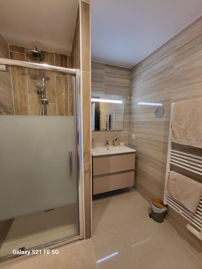 Appartement De Standing Bord De Mer Pietrosella ภายนอก รูปภาพ